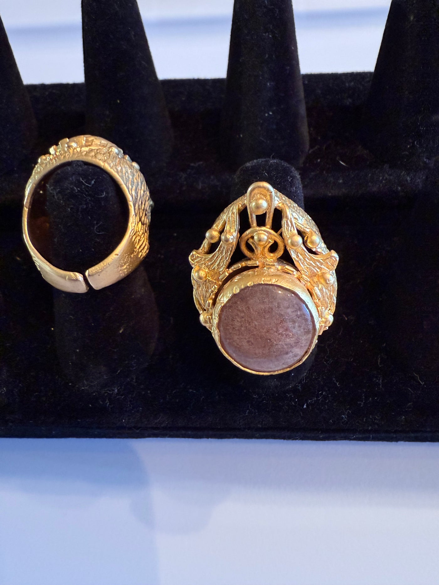Adjustable Gold Ring - One center stone